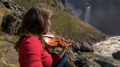 Tur til bunnen av Vøringsfossen - I Måbødalen i Hardanger går det en tursti inn til bunnen av Vøringsfossen.