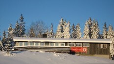 Lageråkvisla serveringshytta - og Barnas Turlag hytte