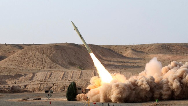 Mideast Iran Missile Test (Foto: Vahid Reza Alaei/Ap/NTB Scanpix) Mideast Iran Missile Test (Foto: Vahid Reza Alaei/Ap/NTB Scanpix)