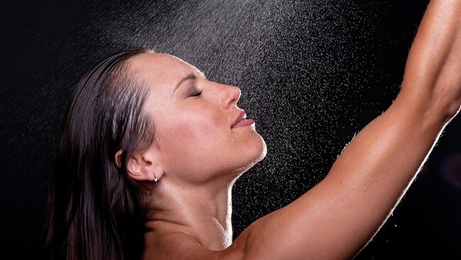 spray tan (Foto: Colourbox) spray tan (Foto: Colourbox)