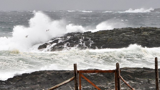 Storm i Vardø (Foto: Charlotte Henriksen/NRK) Storm i Vardø (Foto: Charlotte Henriksen/NRK)