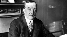 Nobels Fredspris 1934 til Arthur Henderson (Foto: Scanpix / Arkiv/SCANPIX) Nobels Fredspris 1934 til Arthur Henderson (Foto: Scanpix / Arkiv/SCANPIX)