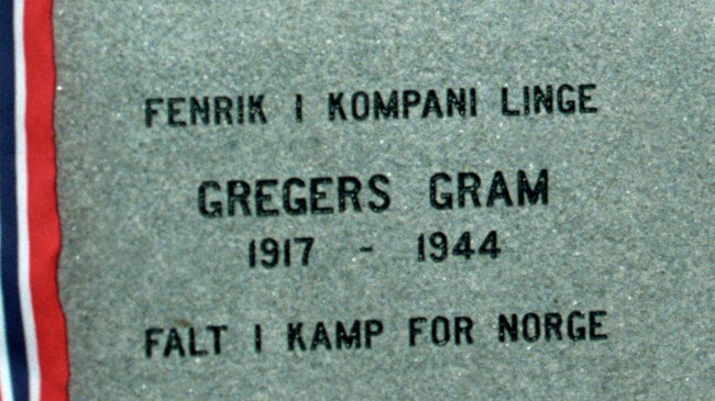 Byste av Gregers Gram utenfor Njårdhallen i Oslo (Foto: Holm, Morten/Scanpix) Byste av Gregers Gram utenfor Njårdhallen i Oslo (Foto: Holm, Morten/Scanpix)