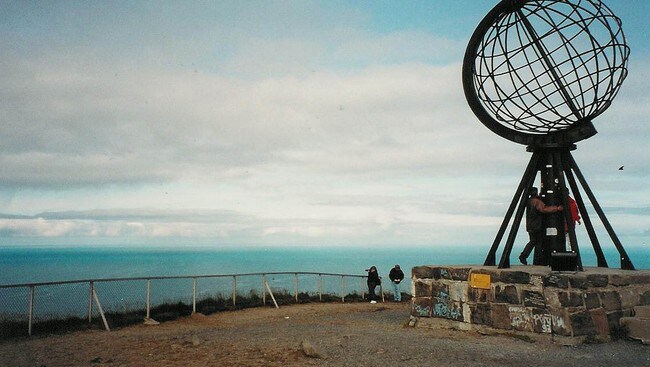 Nordkapp globus (Foto: Atle Markeng/NRK) Nordkapp globus (Foto: Atle Markeng/NRK)