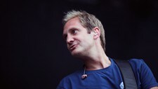 Arne Hurlen i Postgirobygget på Sommerfestivalen i Selbu 2009 (Foto: Arne Kristian Gansmo)