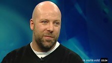 Erik Schjenken i I kveld-studio (NRK)