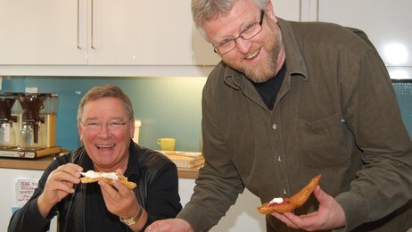 Vidar Lønn Arnesen og Hans-Petter Jacobsen (Foto: Rune Alstedt/NRK)