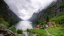 Frå Hylen, inst i Hylsfjorden.  (Foto: Jarle Lunde)