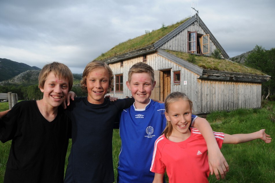 Fra venstre: Linus Vormeland, Henrik Vormeland Paulsen , Yngve Grødem og Hanna Vormeland Paulsen.