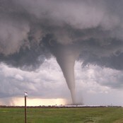 Tornado (Foto: Wayne Hanna/AP) Tornado (Foto: Wayne Hanna/AP)