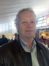 Geir Rune Hoel fra Trondheim skulle på et møte i Oslo, men alle fly fra Værnes var innstilt (Foto: Arne Kristian Gansmo /NRK) Geir Rune Hoel fra Trondheim skulle på et møte i Oslo, men alle fly fra Værnes var innstilt (Foto: Arne Kristian Gansmo /NRK)