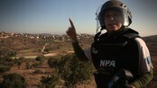 Kvinner rydder miner - I Libanon er Lamis Zein lederen for et minerydderteam som består av bare kvinner.