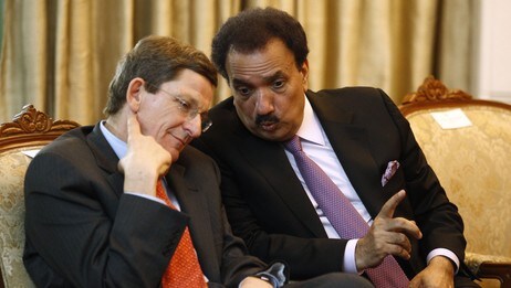 Marc Grossman i samtale med Pakistans president Asif Ali Zardari (Foto: KEVIN LAMARQUE/Afp) Marc Grossman i samtale med Pakistans president Asif Ali Zardari (Foto: KEVIN LAMARQUE/Afp)