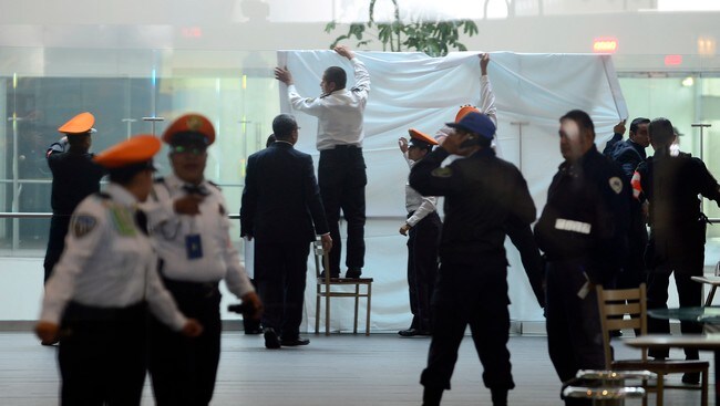 Skyteepisode ved Benito Juarez flyplass i Mexico City (Foto: ALFREDO ESTRELLA/Afp) Skyteepisode ved Benito Juarez flyplass i Mexico City (Foto: ALFREDO ESTRELLA/Afp)
