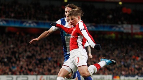Andrey Arshavin mot Porto i Mesterliga-åttendelsfinalen. (Foto: Eddie Keogh/Scanpix/Reuters) Andrey Arshavin mot Porto i Mesterliga-åttendelsfinalen. (Foto: Eddie Keogh/Scanpix/Reuters)