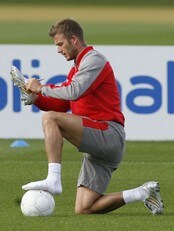 David Beckham har fått stein i skoen (Foto: IAN KINGTON/AFP) David Beckham har fått stein i skoen (Foto: IAN KINGTON/AFP)