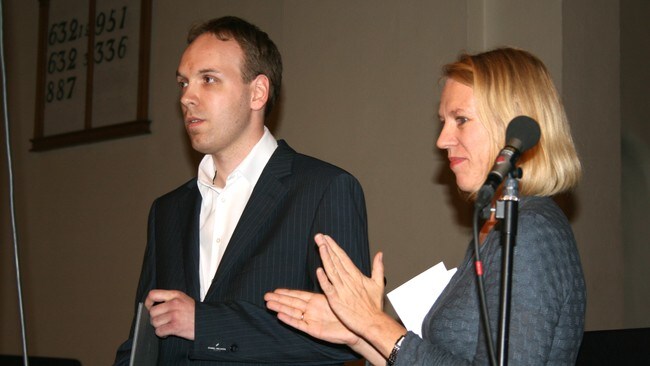 Komponisten Ruben Sverre Gjertsen og kulturminster Anniken Huitfeldt (Foto: Bodil Maroni Jensen) Komponisten Ruben Sverre Gjertsen og kulturminster Anniken Huitfeldt (Foto: Bodil Maroni Jensen)