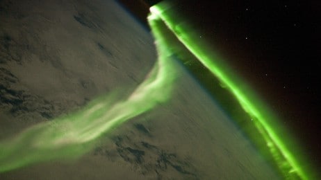 nordlys sett fra verdensrommet (Foto: ISS/NASA) nordlys sett fra verdensrommet (Foto: ISS/NASA)