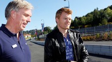  John Arne Riise sammen med landslagslege Thor Einar Andersen (Foto: Poppe, Cornelius/Scanpix)