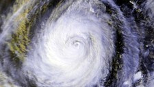 Tyfon (Foto: NOAA/Wikipedia Commons) Tyfon (Foto: NOAA/Wikipedia Commons)