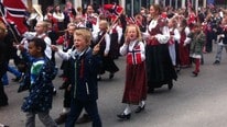 Barnetog i Elverum (Foto: Kurt Johan Sivertsen/NRK)