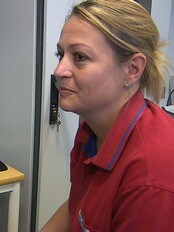 Butikksjef Monica Nordahl (Foto: Tomas Berger/NRK) Butikksjef Monica Nordahl (Foto: Tomas Berger/NRK)