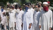 Pakistanske gutter arrestert på koranskole i Mingora i Swatdalen, Pakistand (Scanpix/AP)
