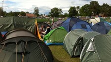 Campen på Hove 2012 (Foto: Janne Aateigen/NRK) Campen på Hove 2012 (Foto: Janne Aateigen/NRK)