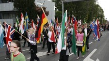 17. mai i Stavanger - barnetoget (Foto: Øystein Otterdal/NRK) 17. mai i Stavanger - barnetoget (Foto: Øystein Otterdal/NRK)