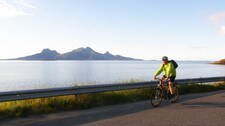Sykkeltur Landegode (Foto: Knut Rindahl/NRK)