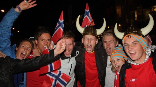 Norske supportere (Foto: Anders Rove Bentsen/NRK) Norske supportere (Foto: Anders Rove Bentsen/NRK)