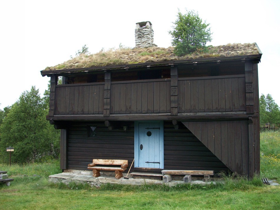 Gammelt hus til overnatting