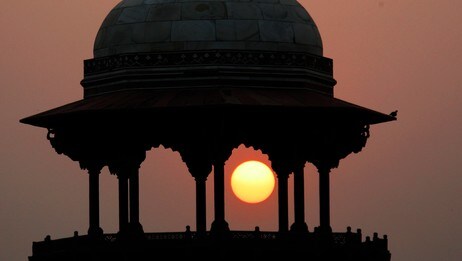 Solnedgang over Taj Mahal (Foto: Åserud, Lise/SCANPIX) Solnedgang over Taj Mahal (Foto: Åserud, Lise/SCANPIX)