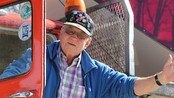 Jubilanten mimrer - Sputnik fyller 70 år 23.04.13. Han ønsker ikke å gi seg med musikken. 