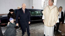 Kongeparet og Maud Angelica ankommer Ris kirke (Foto: Håkon Mosvold Larsen/Scanpix) Kongeparet og Maud Angelica ankommer Ris kirke (Foto: Håkon Mosvold Larsen/Scanpix)