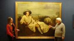 Skurtveit og Danbolt foran Goethe-maleri. (Foto: Privat) Skurtveit og Danbolt foran Goethe-maleri. (Foto: Privat)