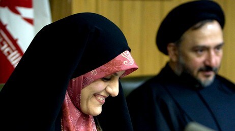Mohammad Ali Abtahi (t.h.) er blant dei arresterte (Foto: RAHEB HOMAVANDI/REUTERS)