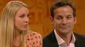 Jon prøver «såpe-blikket» på Janne Formoe - Se klippet du ikke får se på TV.