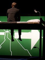 Fra «Happy Days in the Art World» (Foto: Neil Thomas Douglas/Festspillene i Bergen) Fra «Happy Days in the Art World» (Foto: Neil Thomas Douglas/Festspillene i Bergen)