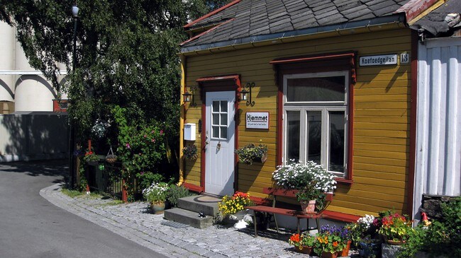 Koselig hus i Koefoedgeilan i Ila (Foto: Tor Beisvåg) Koselig hus i Koefoedgeilan i Ila (Foto: Tor Beisvåg)