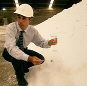 Ureapellets (Foto: BBC) Ureapellets (Foto: BBC)