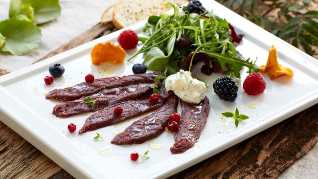 Reinsdyrcarpaccio (Foto: matprat.no) Reinsdyrcarpaccio (Foto: matprat.no)