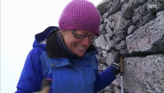 Kari på Snøhetta (Foto: Skjermdump: Ingen grenser fra NRK1) Kari på Snøhetta (Foto: Skjermdump: Ingen grenser fra NRK1)