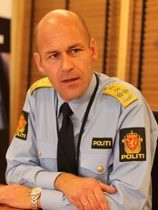 Øystein Mæland i møterom hos Politidirektoratet (Foto: Øyvind Bye Skille/NRK) Øystein Mæland i møterom hos Politidirektoratet (Foto: Øyvind Bye Skille/NRK)