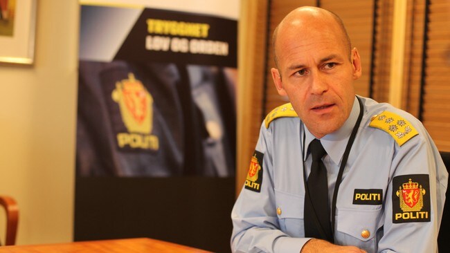 Øystein Mæland i møterom hos Politidirektoratet (Foto: Øyvind Bye Skille/NRK) Øystein Mæland i møterom hos Politidirektoratet (Foto: Øyvind Bye Skille/NRK)
