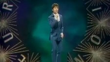 Cliff Richard synger Congratulations i 1968 (NRK) Cliff Richard synger Congratulations i 1968 (NRK)