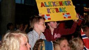 Alexander-fans med plakater