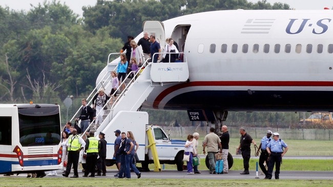 Philadelphia bomb threat empties plane of passengers(Foto: Matt Rourke/Ap)