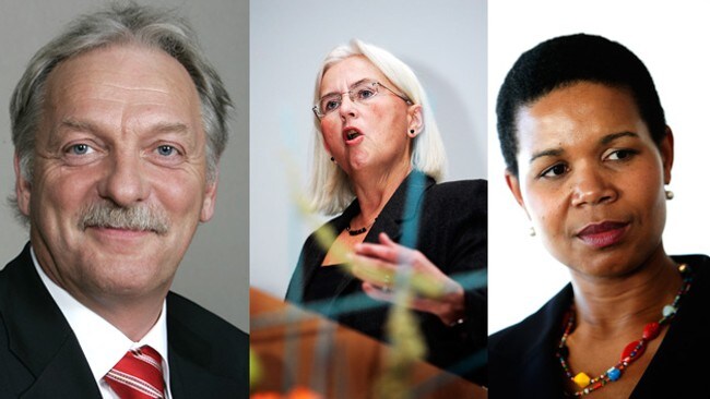 Montasje: Odd Eriksen, Helen Bjørnøy, Manuela Ramin-Osmundsen. (Foto: Bjørn Sigurdsøn/Gorm Kallestad/ Cornelius Poppe/Scanpix) Montasje: Odd Eriksen, Helen Bjørnøy, Manuela Ramin-Osmundsen. (Foto: Bjørn Sigurdsøn/Gorm Kallestad/ Cornelius Poppe/Scanpix)