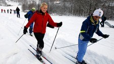 Mette Marit som skiinstruktør (Foto: Lise Åserud/Scanpix) Mette Marit som skiinstruktør (Foto: Lise Åserud/Scanpix)